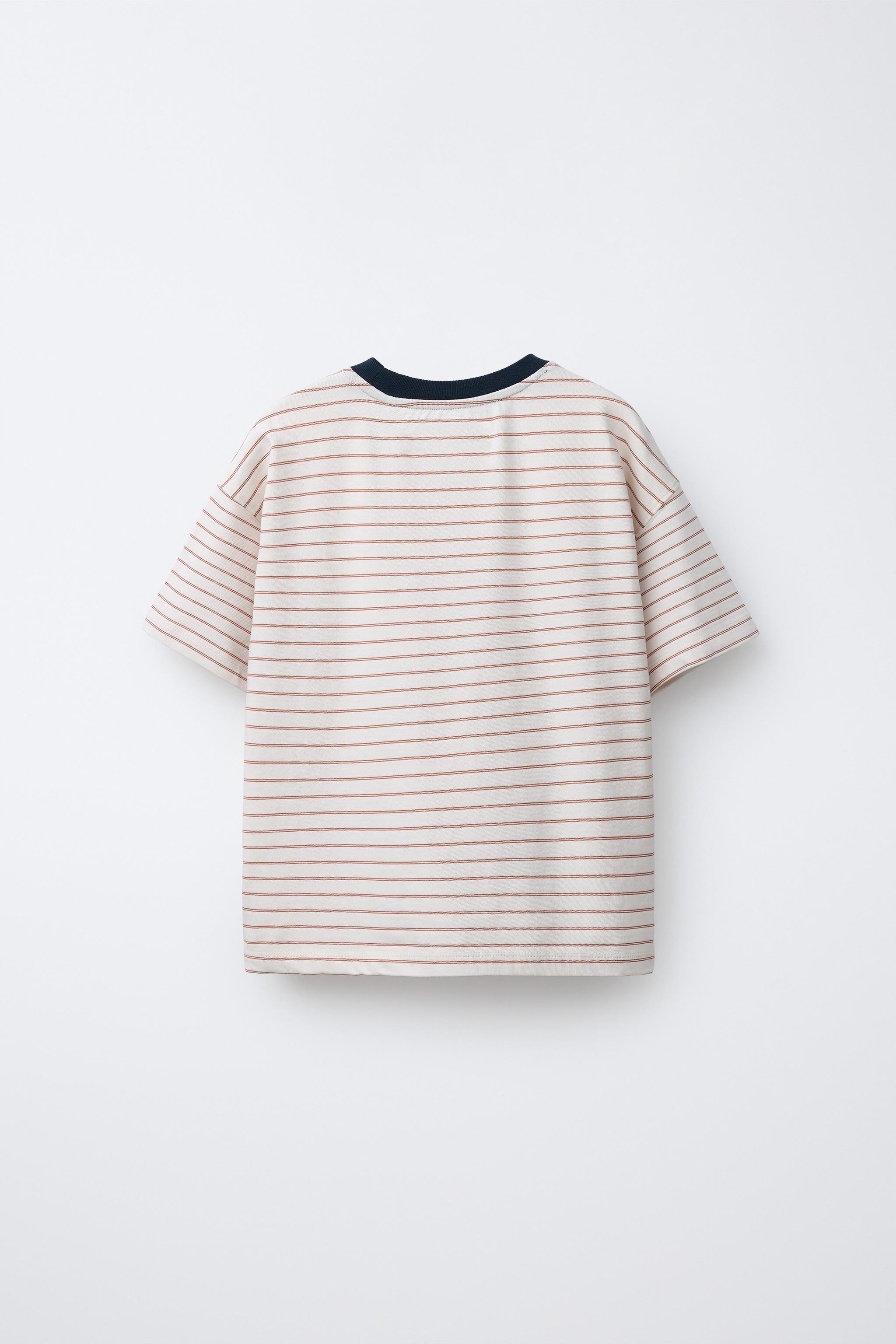 T-SHIRT À RAYURES AVEC COL EN CONTRASTE